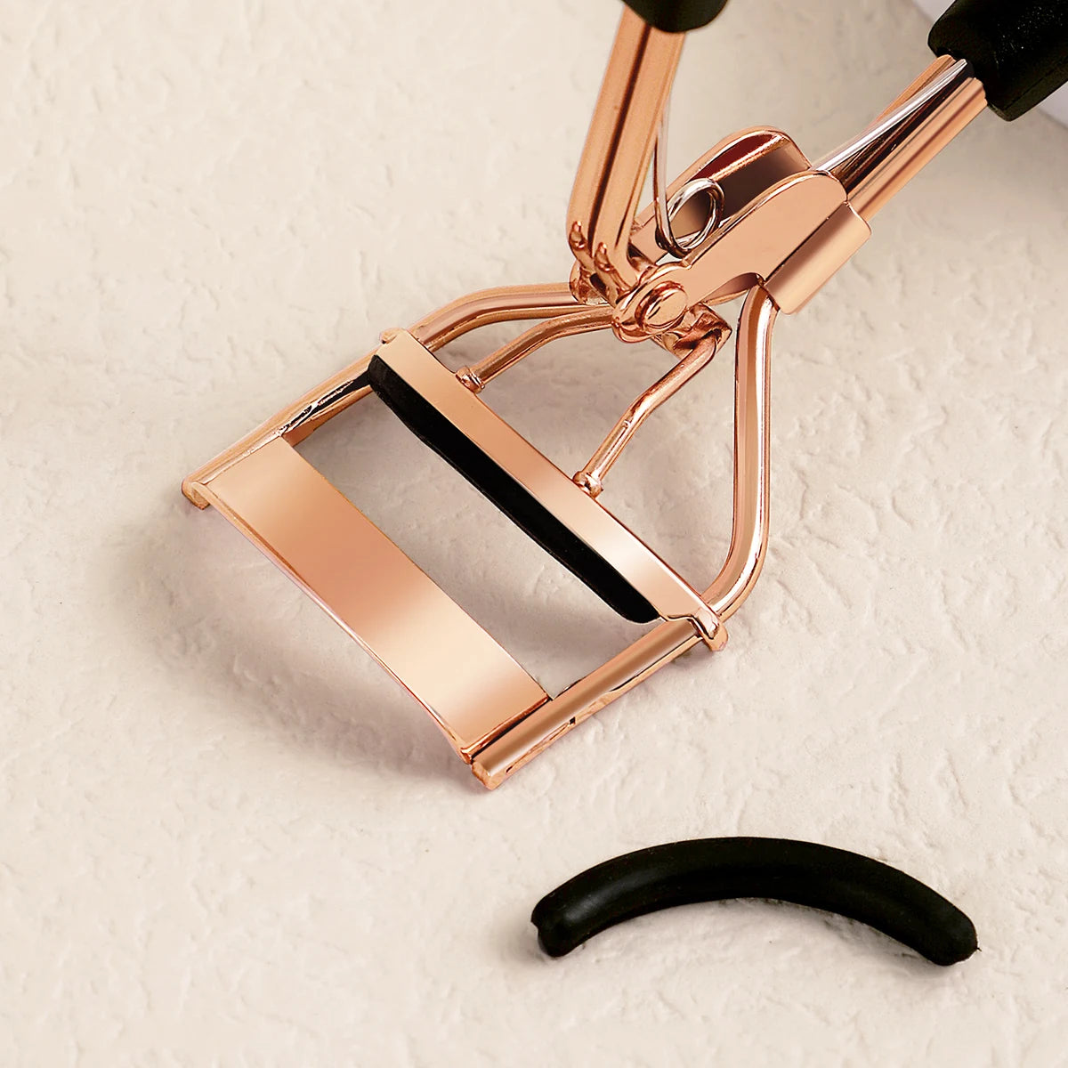 Portable Eyelash Curler with 15 Silicone Pads and Stainless Steel Eyelash Curler by Wany Beauty
