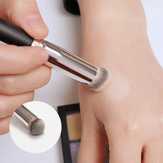 Foundation Concealer Brush Premium by Wany Beauty